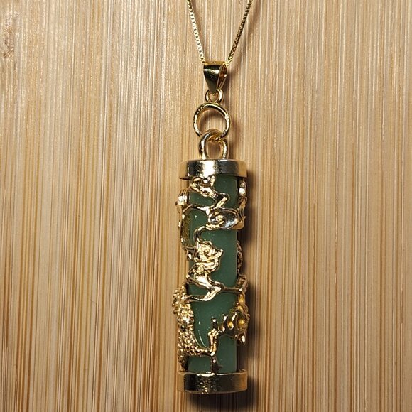 Fun & Mesmerizing 925 Jade Style Glow in the Dark Pendant 18" 925 - Picture 9 of 16